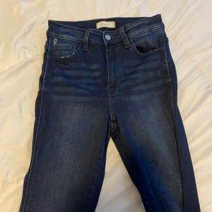 High waisted skinny jeans